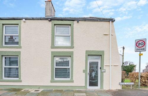 Morecambe House | Eden Lily Cottage - Two Bedroom House, Sleeps 4