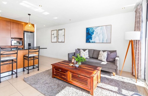 Big Bay Apartment | Eden On The Bay 174B