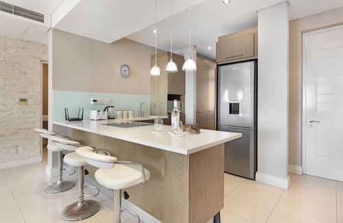 Big Bay Apartment | Eden On The Bay 256 - Two Bedroom Apartment, Sleeps 4