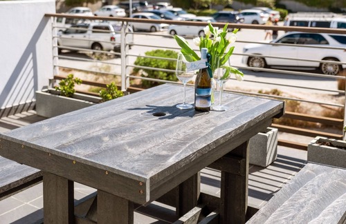 Big Bay Apartment | Eden on the Bay 71 - Studio Apartment, Sleeps 2