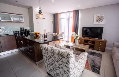 Big Bay Apartment | Eden On The Bay