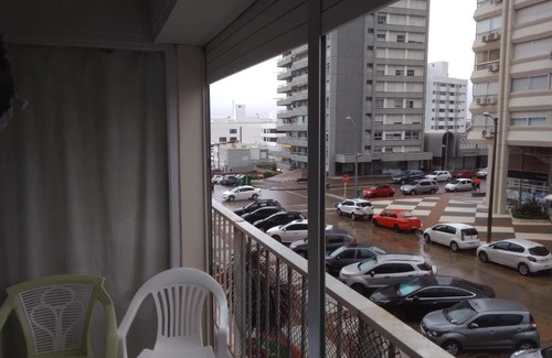 Peninsula Apartment | Edificio kennedy