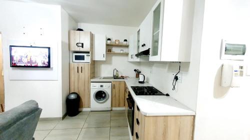 Southernwood Apartment | Effortless Budget Apartment Southernwood