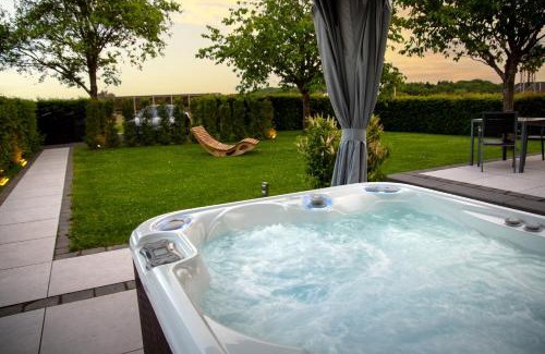 Utscheid House | EifelturmSuite