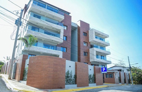 Jarabacoa Apartment | Eke Hotel Studio 403 [Eterna Primavera]