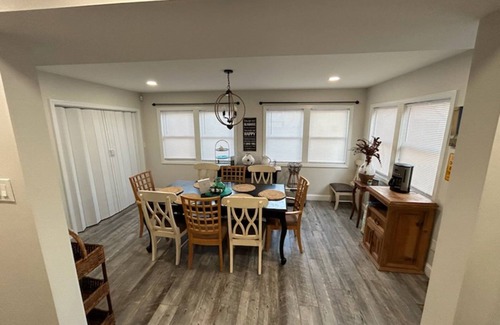 Normandy Beach House | EKUPP116 | Deauville Beach Seashore Cape sleeps 8! 8 Badges - Pets! by Shore Points Vacations