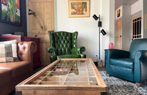 Le Chateau-d'Oleron Villa | Elégante maison familiale au cœur des remparts de la citadelle