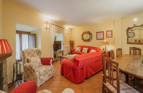 Neila de San Miguel House | El Capricho De Ana