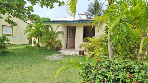 Higuey House | El Conde de Villa Rosa