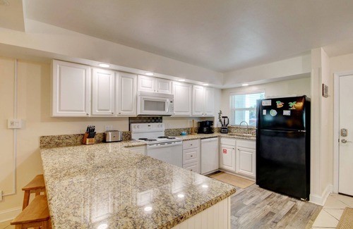 Fort Walton Beach Condo | El Matador 317 - FREE TICKETS! Your stay includes free tickets to many area attractions!
