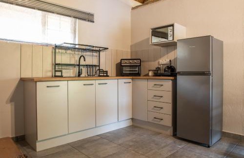 White River Cabin | El Morado Guest Farm