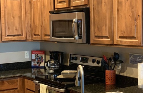Gruene Condo | El Patio Grande in Gruene! Gruene Hall a Stone's Throw!