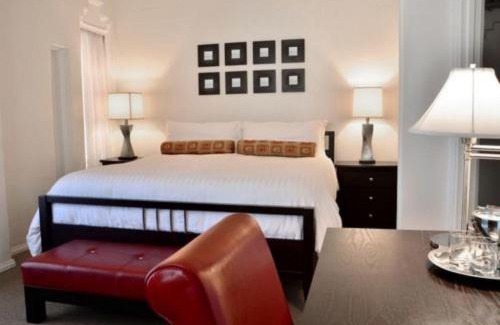 Lincoln Acres Hotel | El Primero Boutique Hotel