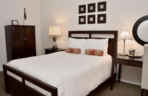 Lincoln Acres Hotel | El Primero Boutique Hotel