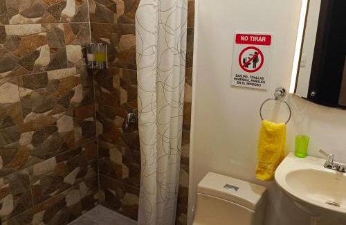 Cuenca Bed & Breakfast | El Renacimiento - Suite Colibrí