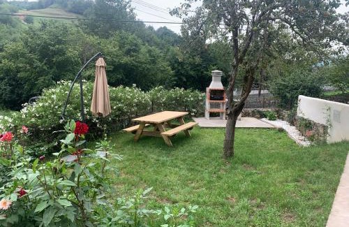 Santianes de Ola House | El Rubiu La Tita