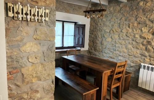 Santianes de Ola House | El Rubiu La Tita