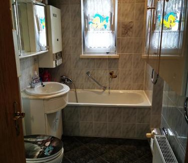 Niegripp House | "Elbparadies" Ferienhaus am Niegripper See mit Pool