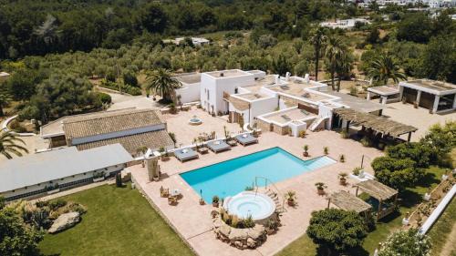 Santa Gertrudis Villa | Elegant Restored Luxury 600 Year Old Farmhouse I Las Chumberas I 6 Bedrooms I Stunning Views I Santa Gertrudis