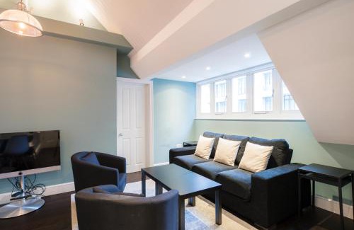 City of Westminster Apartment | Elegant 1 bed in Mayfair, next to Hyde Park