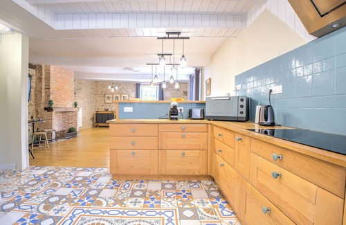 Saint-Jean-de-Cole Apartment | Elegant 150m² Apartment with Castle View – 3 Bedrooms in the Heart of Périgord