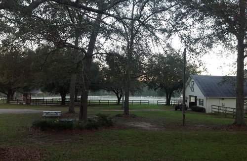 Monticello Cottage | Elegant 2 Bedroom, 2 Bath Guest House close to Tallahassee. Whole Home Generator