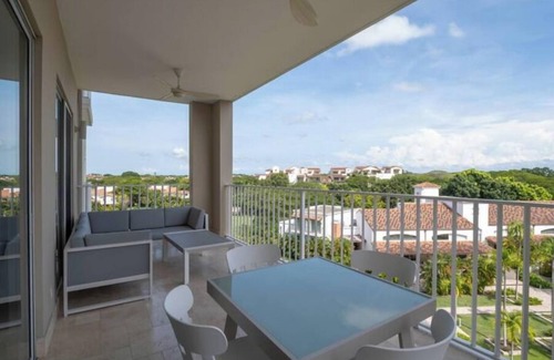 Playa Blanca Apartment | Elegant 2 Bedroom apartment in Puntarena Buenaventurann