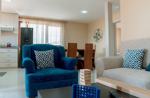 Cuenca Apartment | Elegant 2Bd Suite in Puertas del Sol