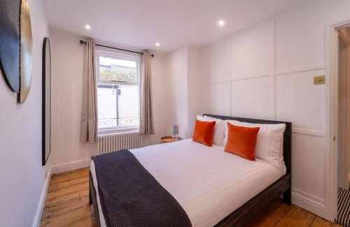 Cheltenham House | Elegant 3 bedroom home in the centre of Cheltenham