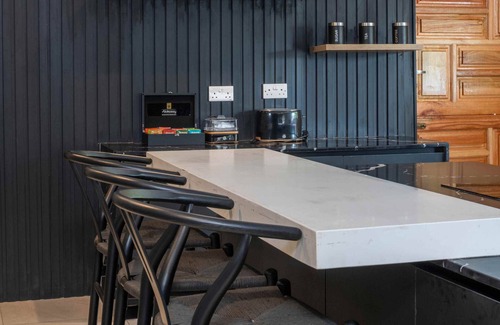 Harare East House | Elegant 5-Bedroom Guest House