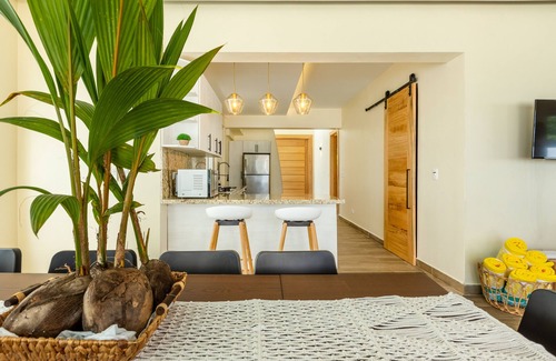 Portillo House | Elegant 6BR Coastal Escape | Steps to B