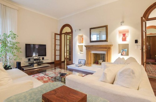 Albenga House | Elegant apartment in the city center and a few meters from the sea