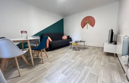 Bourges Apartment | Elegant, central accommodation