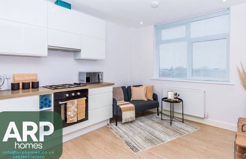 Aylesbury Apartment | Elegant Central★Private Parking★Leisure★Contractor