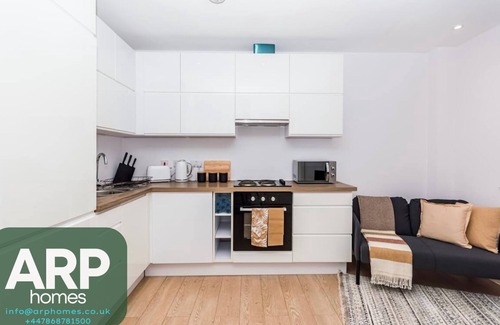 Aylesbury Apartment | Elegant Central★Private Parking★Leisure★Contractor