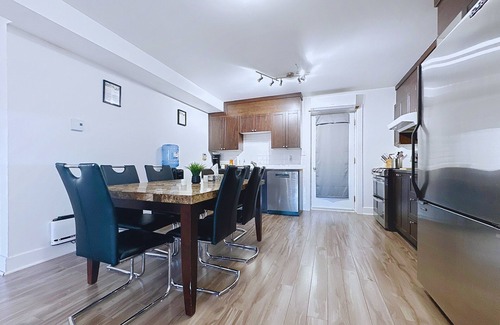 Montreal-Nord Apartment | Elegant & cosy | 4 ½ well-equipped + free parking