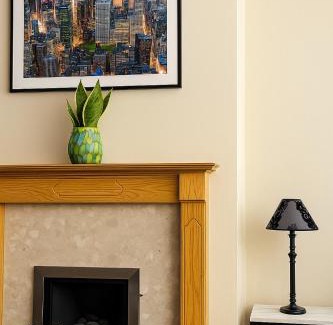 Cradley House | Elegant & Cozy 3 Bed End Terraced Stay