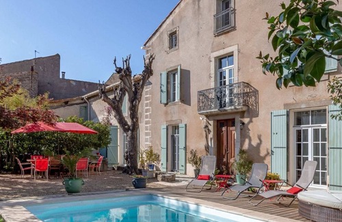Olonzac House | Elegant Holiday Home in Olonzac with Private Swimming Pool
