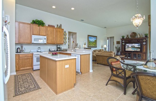 Rural Estates House | Elegant Home in Paradise