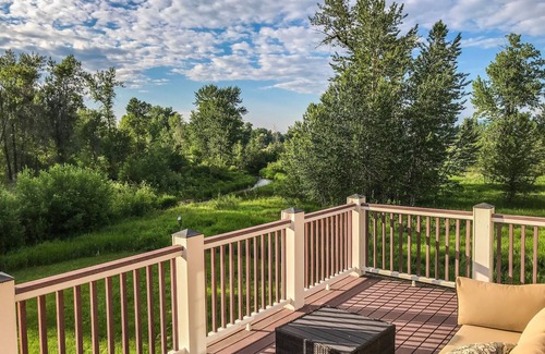 Four Corners House | Elegant home on Gallatin river, minutes to downtown Bozeman