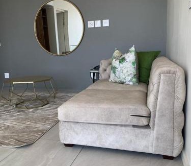 Greater Johannesburg Metropolitan Area Apartment | Elegant Home