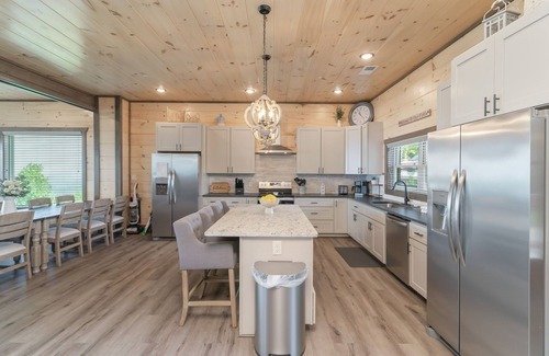 Sevierville Cabin | Elegant Indoor Pool/Theater/Game Room/Dog Friendly-Sleeps 20