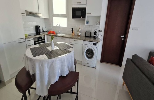 Salalah Apartment | Elegant Lagoon View One-Bedroom