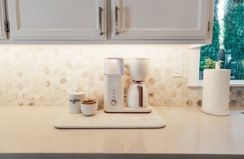 Napa House | Elegant Napa Wine Country Home - 4 Bedrooms + Outdoor Entertaining