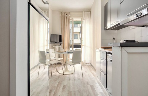 Porta Romana Apartment | Elegant One-Bedroom Apartment in Porta Romana