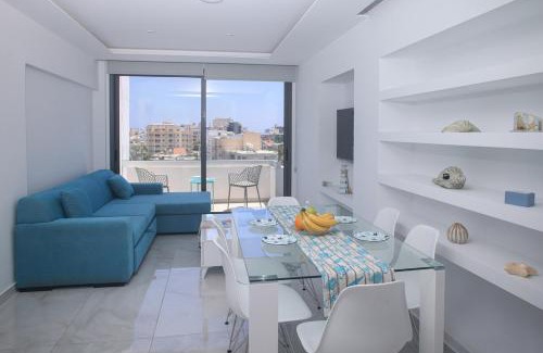 Larnaca City Centre Apartment | Elegant penthouse in City Centre