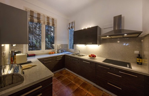 Lazaret Villa | Elegant pool villa, dreamlike sea view, Nice- Port