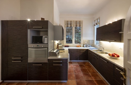 Lazaret Villa | Elegant pool villa, dreamlike sea view, Nice- Port