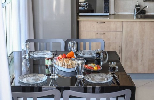 Tel Aviv Promenade Apartment | Elegant Sea-View Apt w Mamad by Sea N' Rent