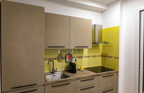 Aci Castello Apartment | Elegant Seafront Apartment with Parking Space